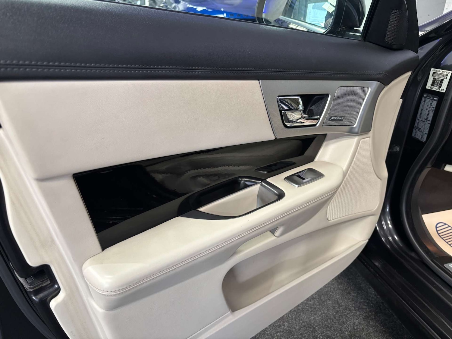 Used Jaguar XF 2012 for sale - 77482429: Photo 30