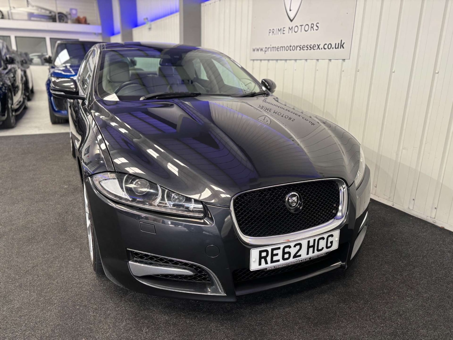 Used Jaguar XF 2012 for sale - 77482429: Photo 4