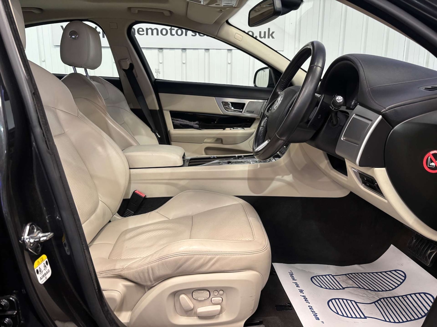 Used Jaguar XF 2012 for sale - 77482429: Photo 43