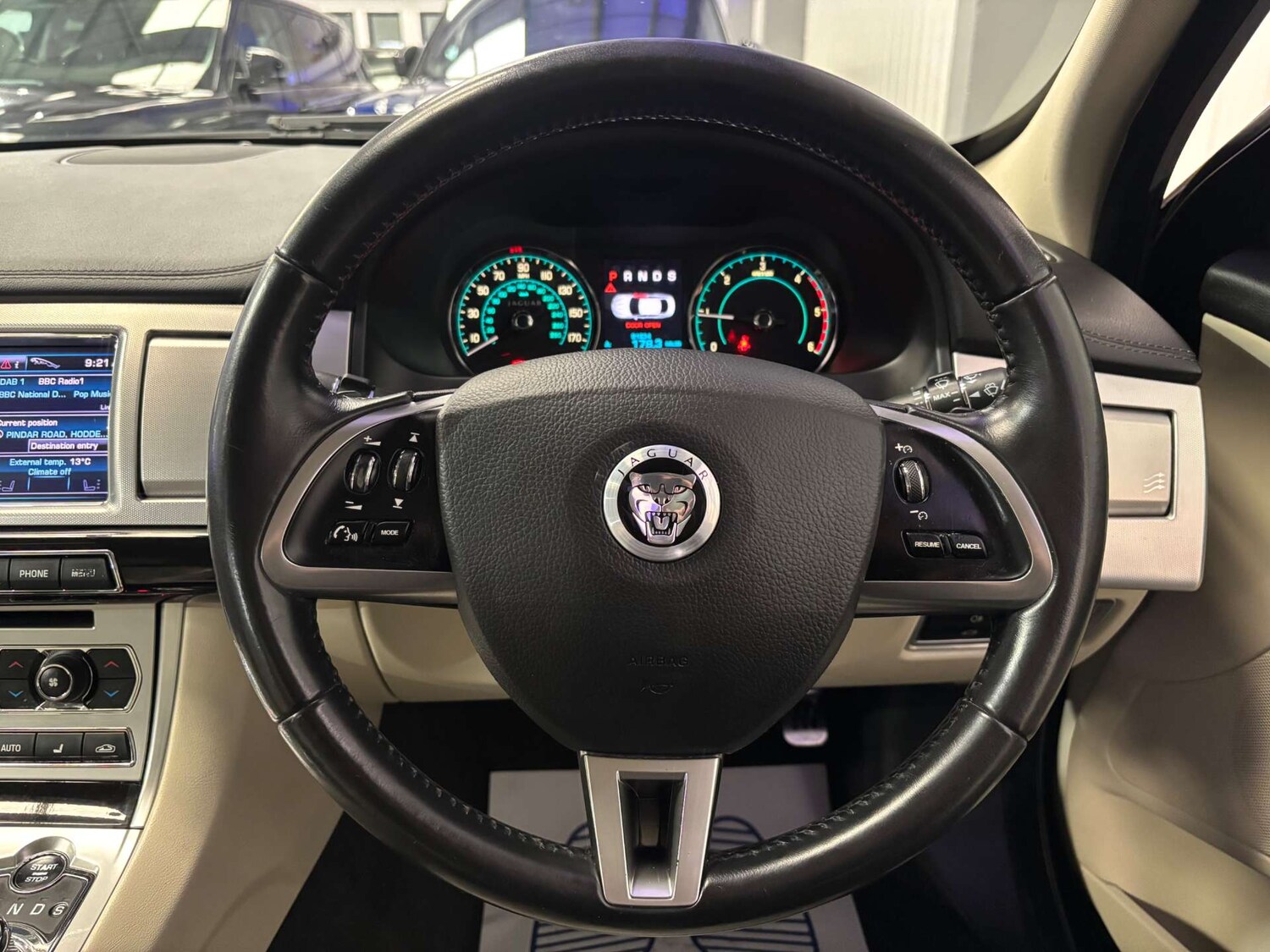 Used Jaguar XF 2012 for sale - 77482429: Photo 59