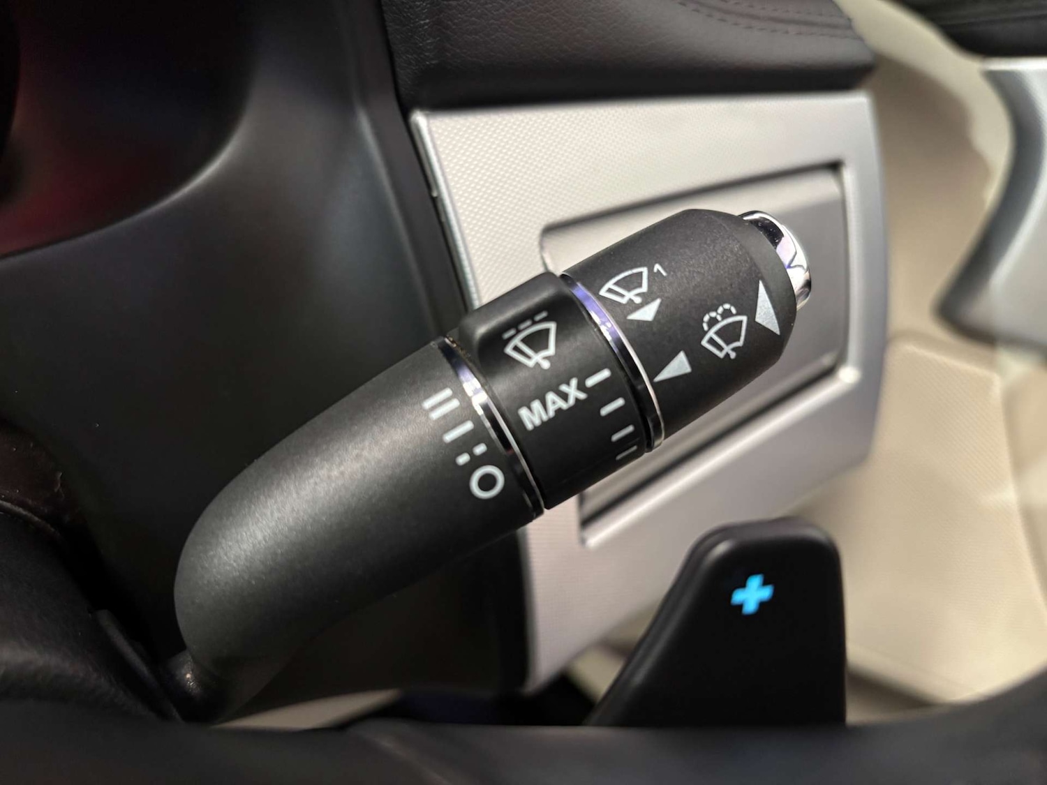 Used Jaguar XF 2012 for sale - 77482429: Photo 60