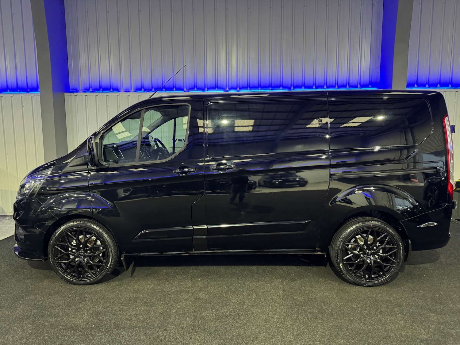 Used Ford Transit Custom 2018 for sale - 76850569: Photo 11