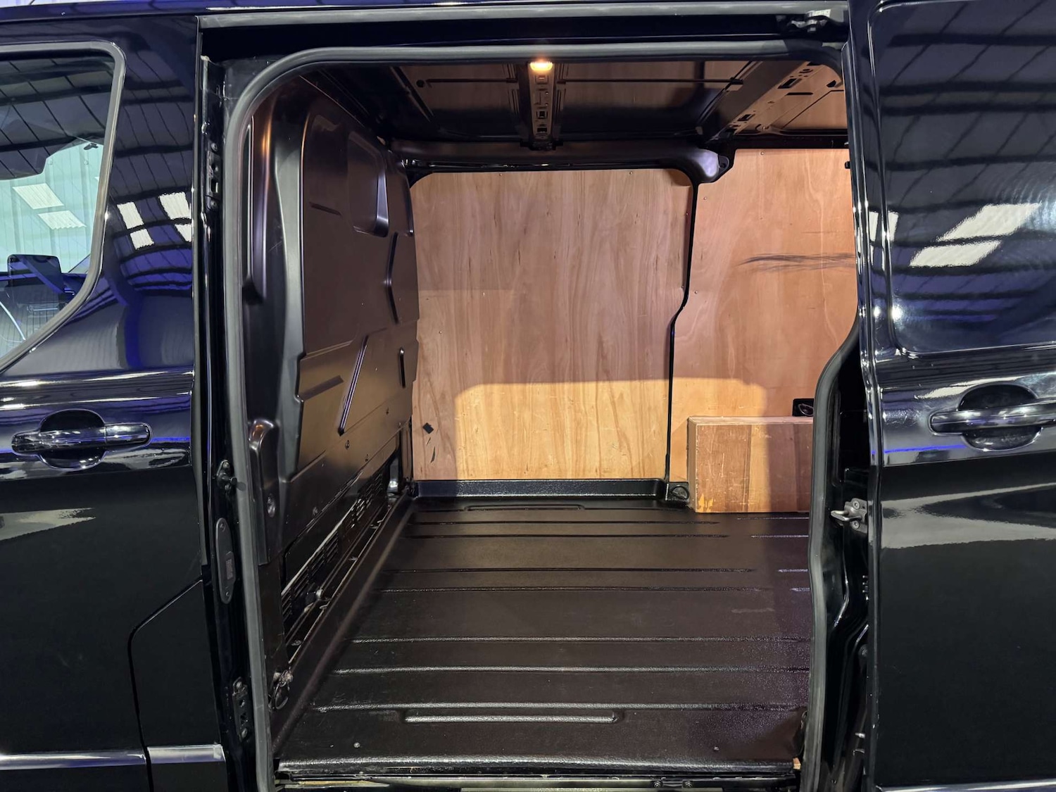 Used Ford Transit Custom 2018 for sale - 76850569: Photo 32