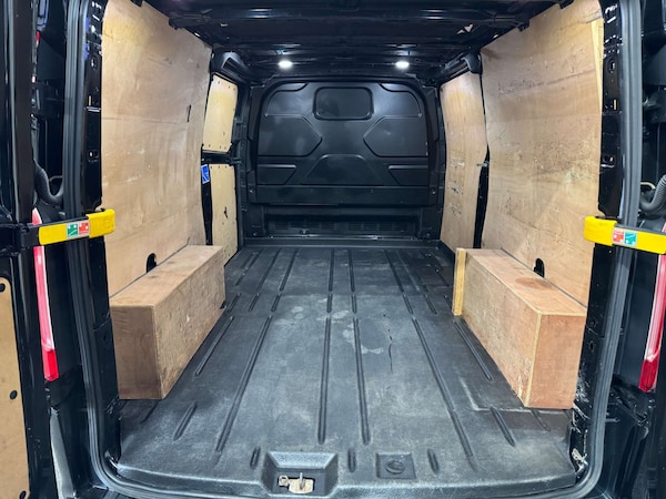 Used Ford Transit Custom 2019 for sale - 76278639: Photo 32