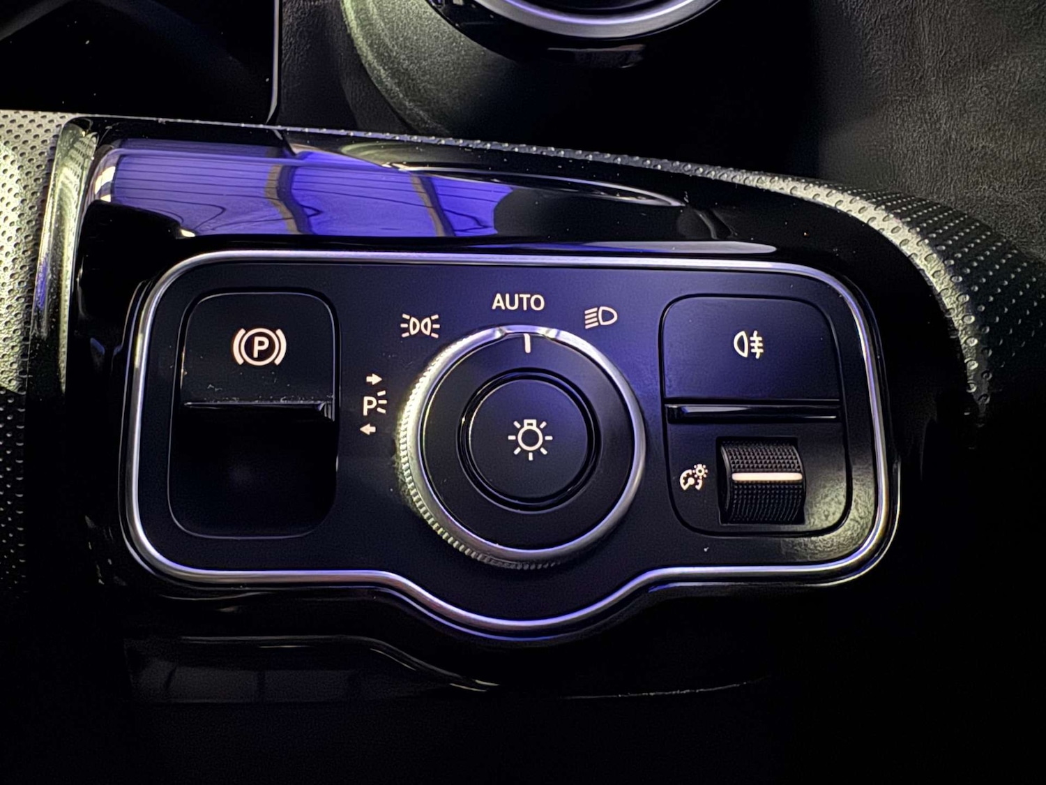 Used Mercedes-Benz A-Class 2019 for sale - 77038512: Photo 74