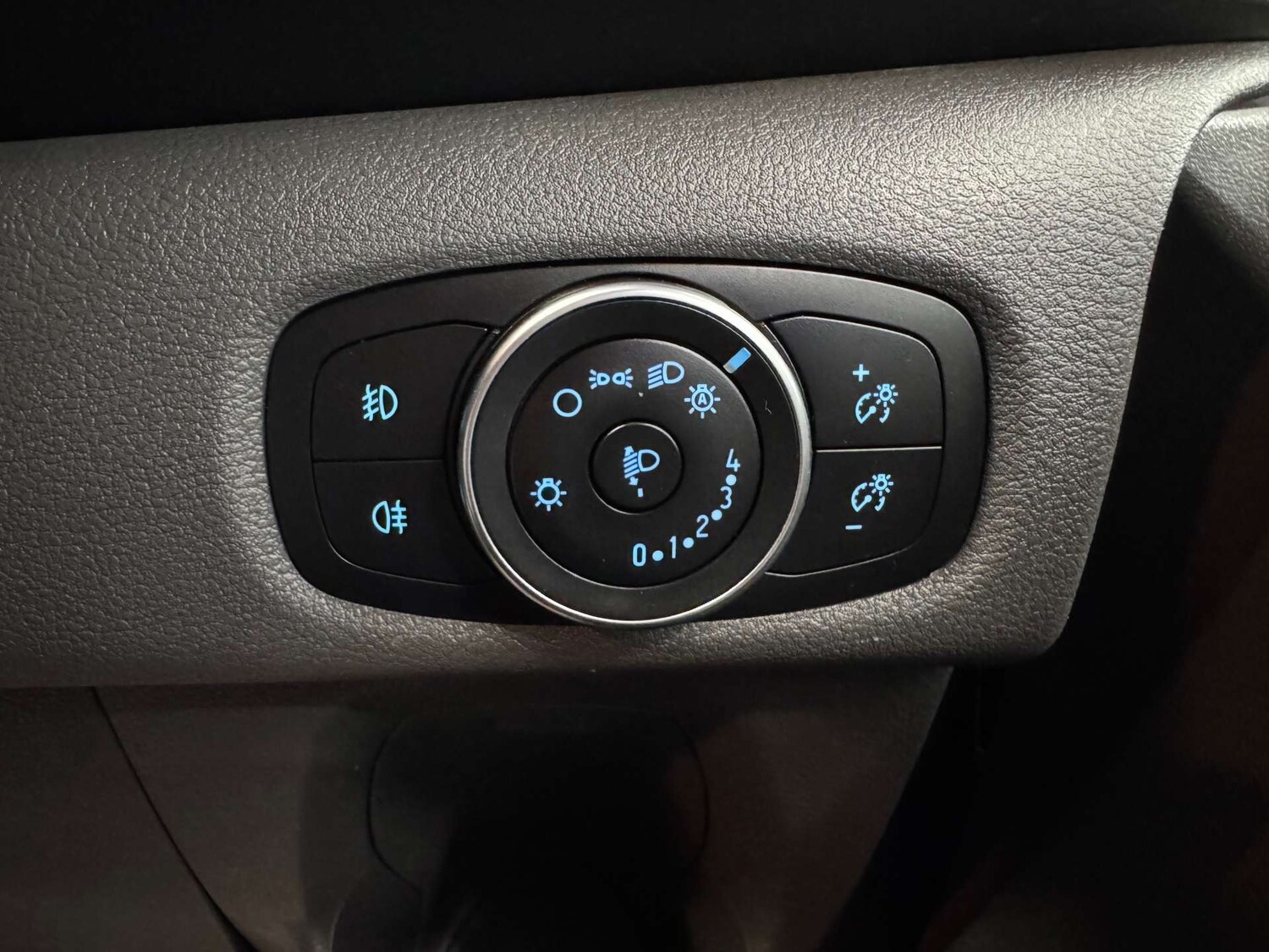 Used Ford Transit Custom 2019 for sale - 76600608: Photo 37