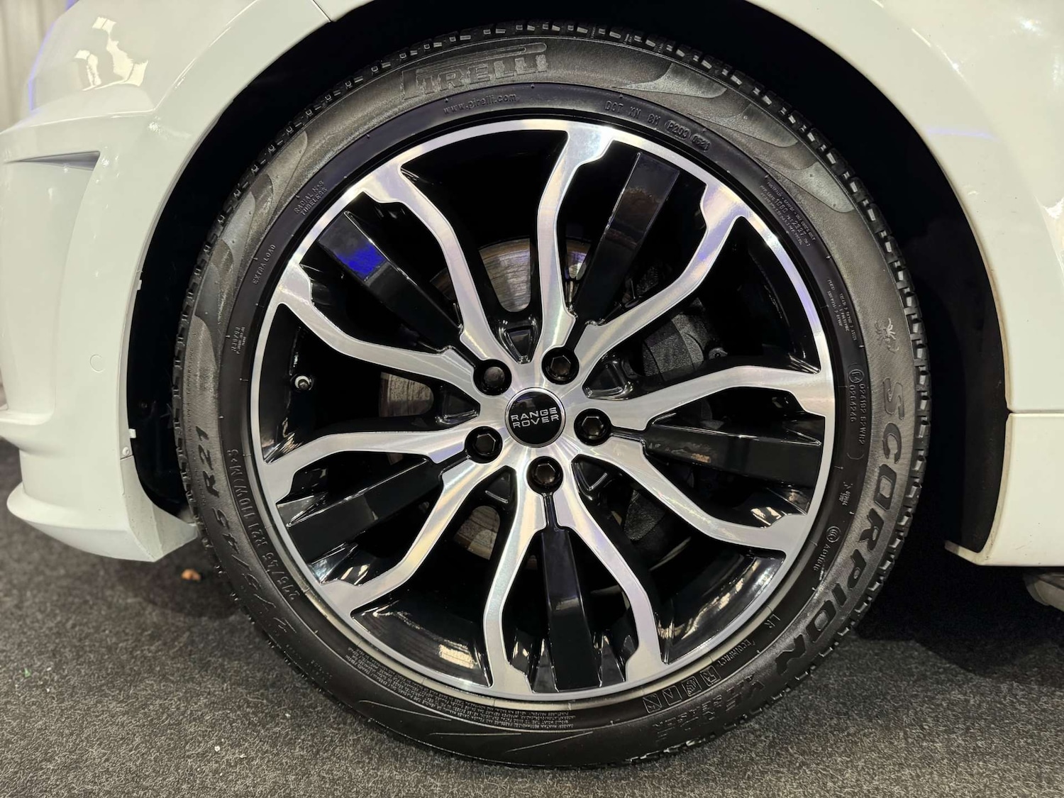 Used Land Rover Range Rover Sport 2014 for sale - 76469500: Photo 30