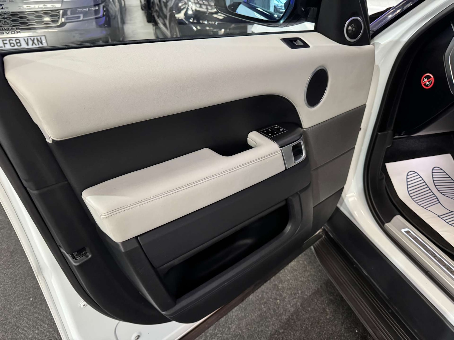 Used Land Rover Range Rover Sport 2014 for sale - 76469500: Photo 38