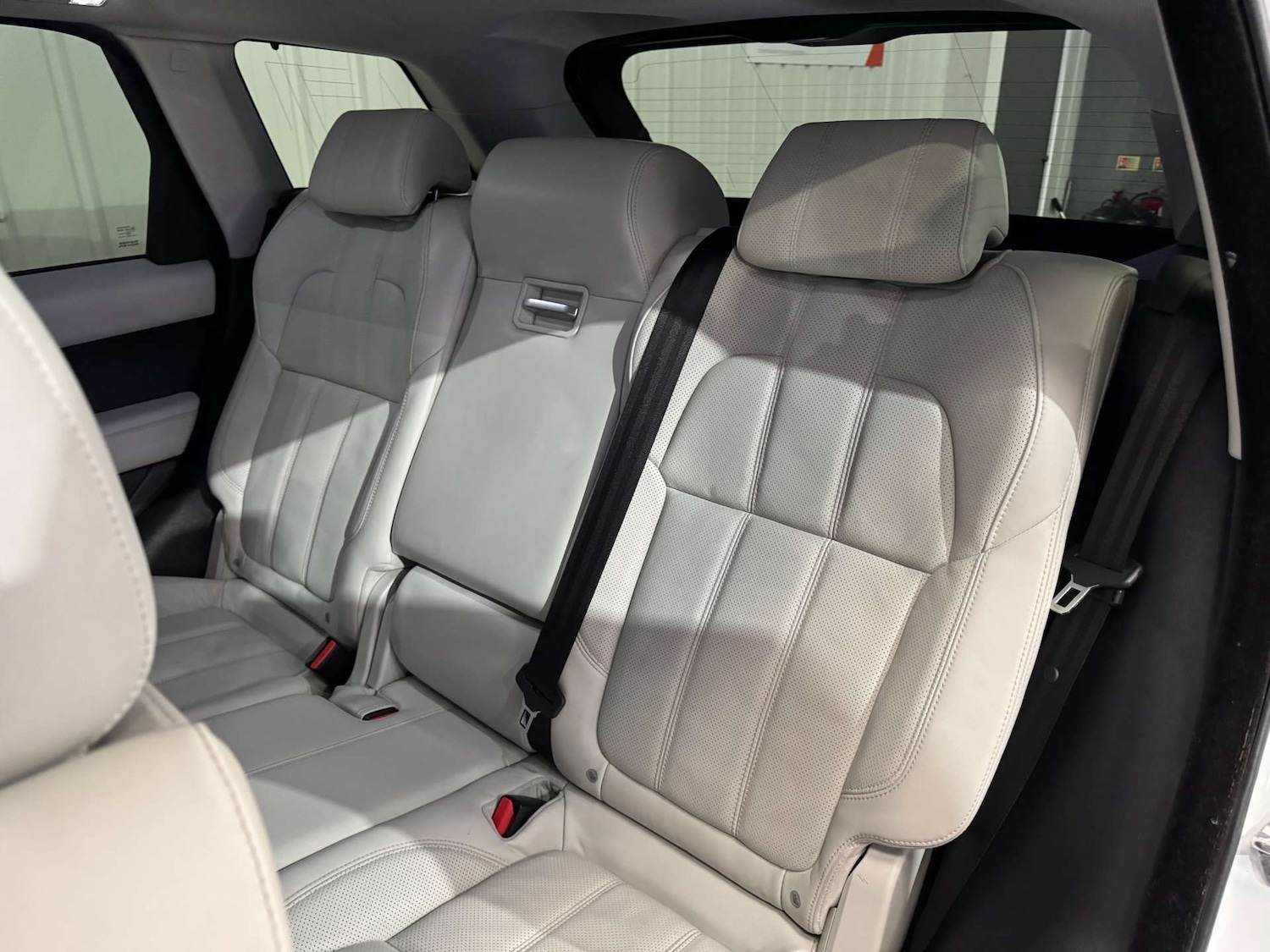 Used Land Rover Range Rover Sport 2014 for sale - 76469500: Photo 40