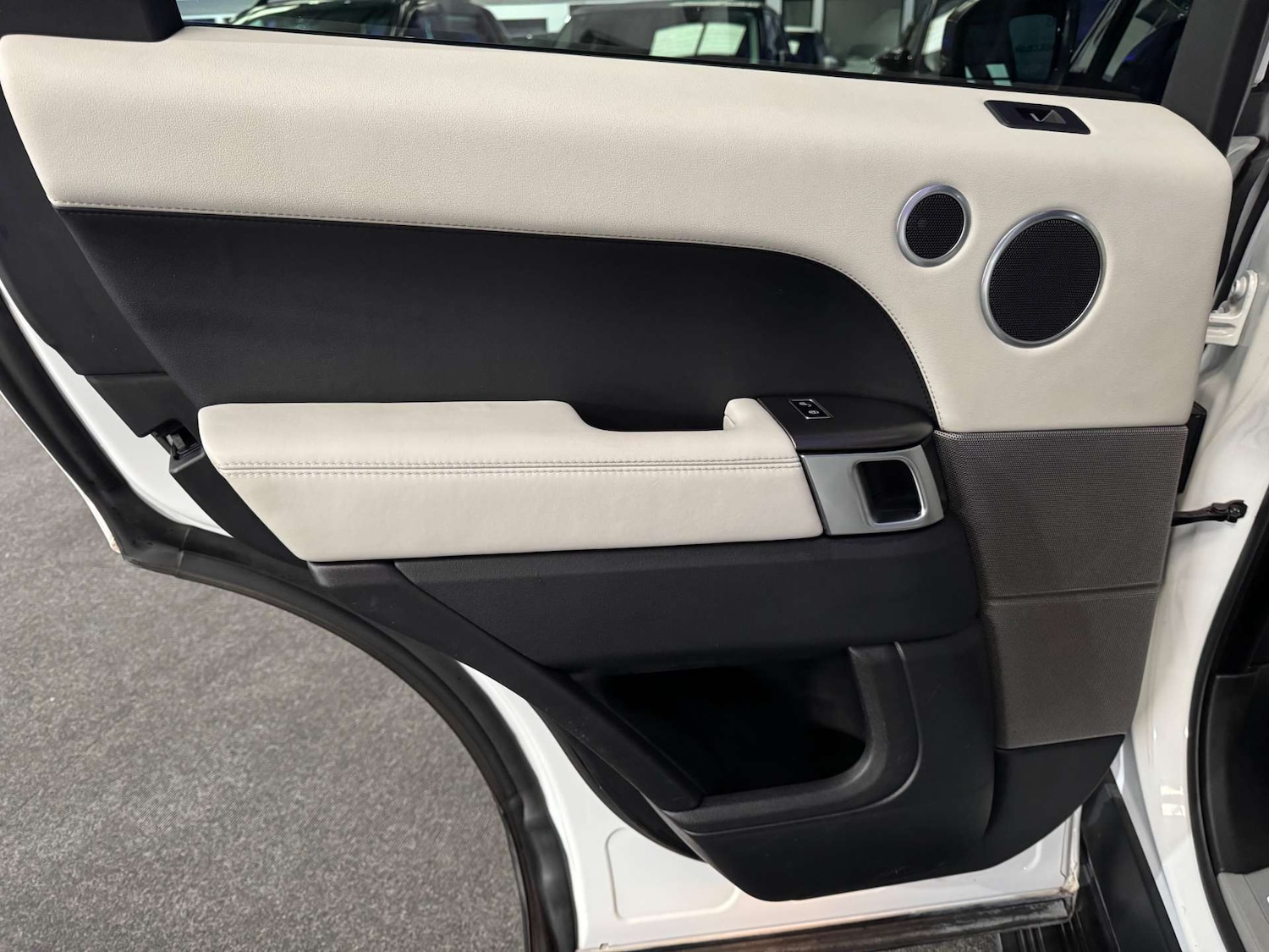 Used Land Rover Range Rover Sport 2014 for sale - 76469500: Photo 43