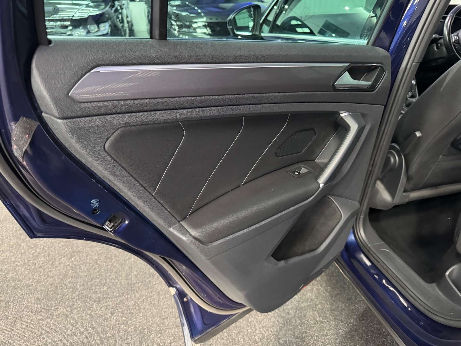 Used Volkswagen Tiguan 2017 for sale - 77030756: Photo 41