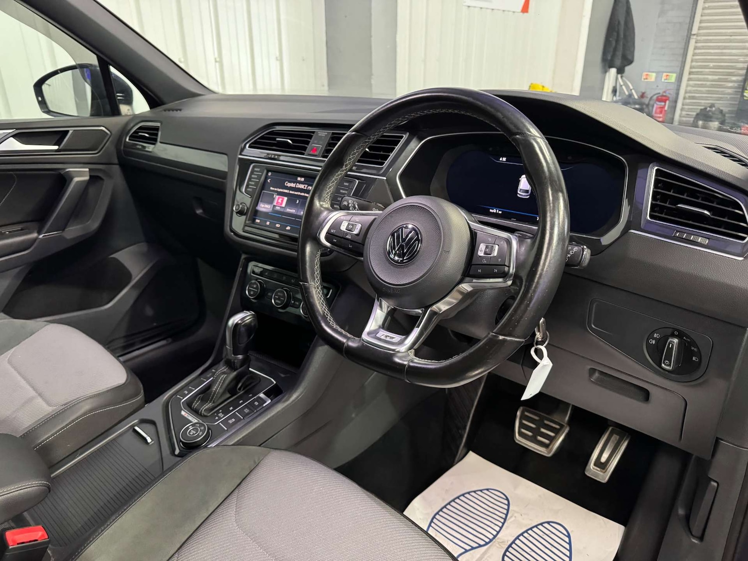 Used Volkswagen Tiguan 2017 for sale - 77030756: Photo 48