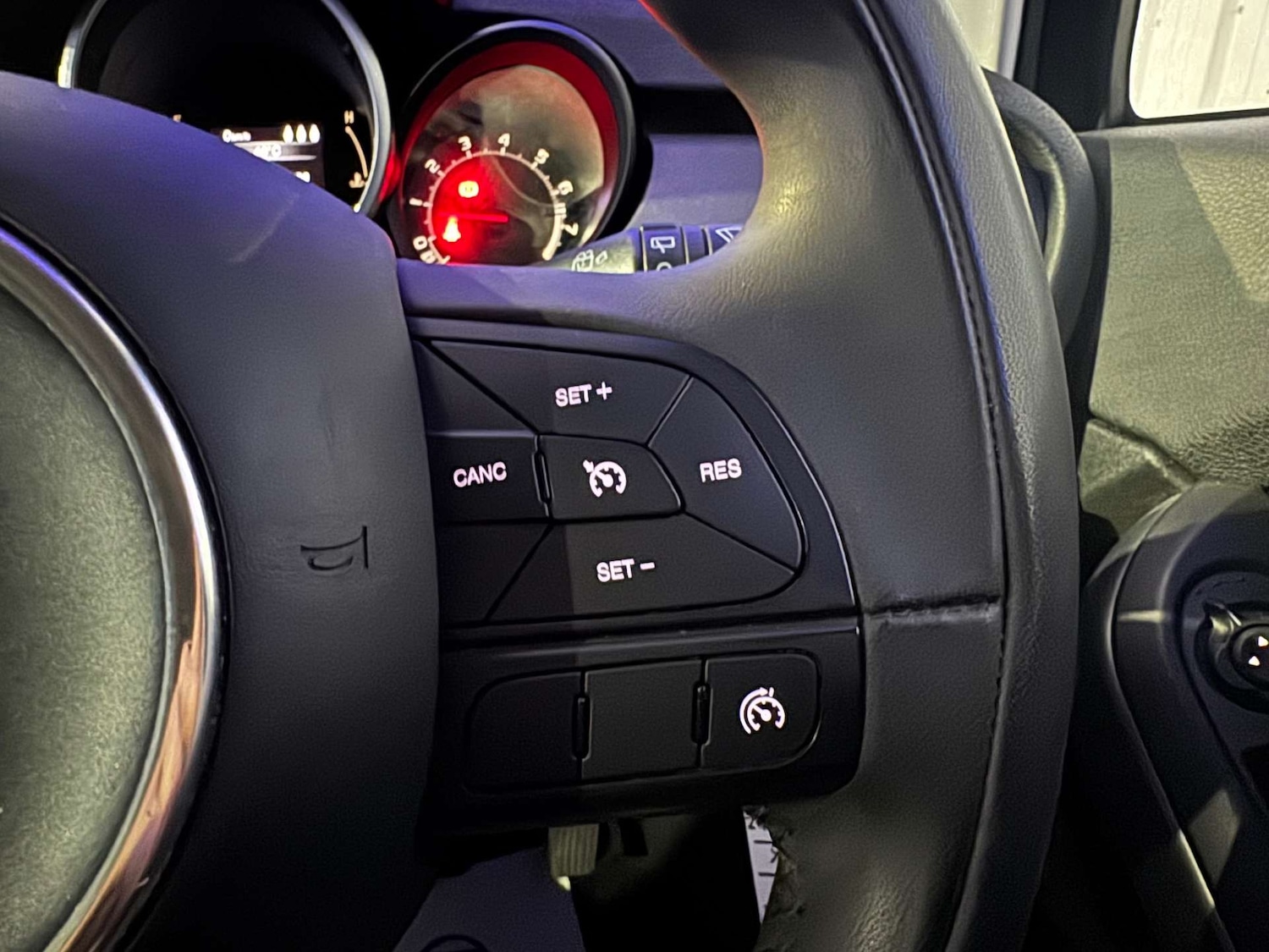 Used Fiat 500X 2015 for sale - 77205138: Photo 65