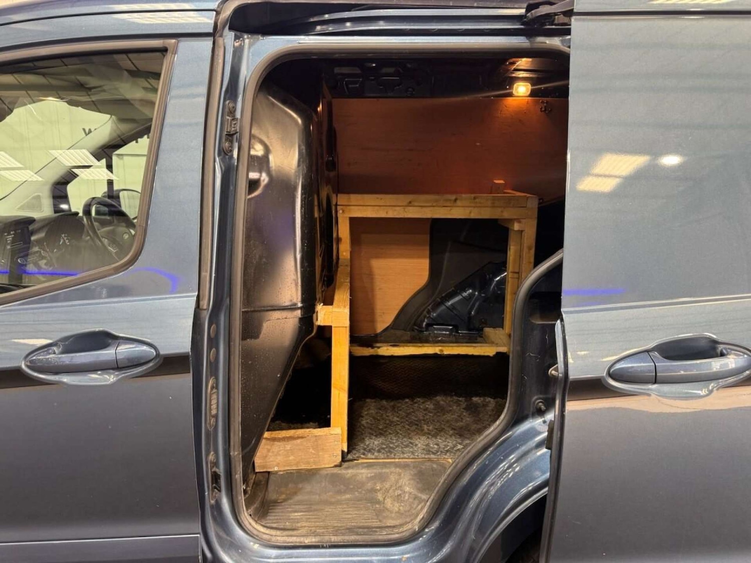 Used Ford Transit Courier 2020 for sale - 76600700: Photo 25