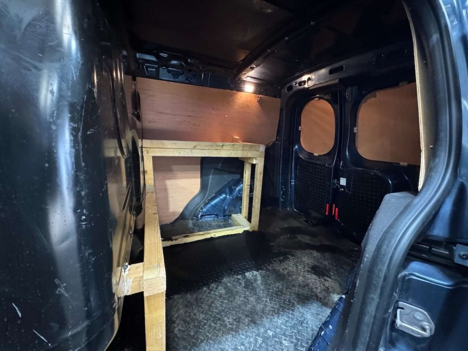 Used Ford Transit Courier 2020 for sale - 76600700: Photo 26