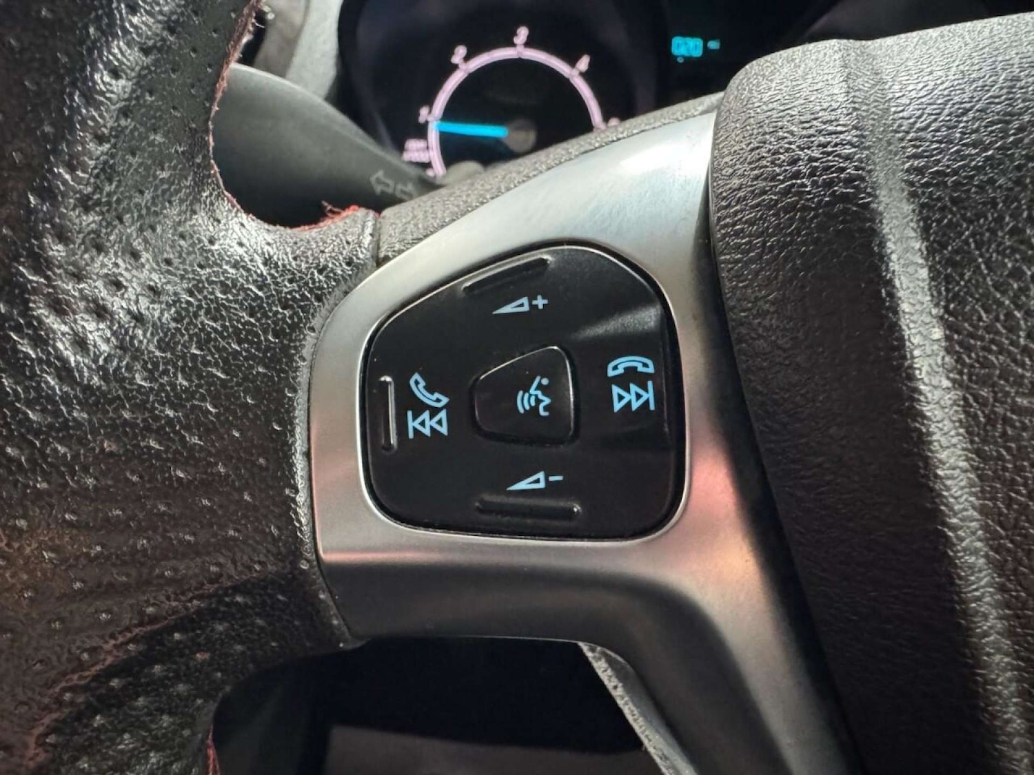 Used Ford Transit Courier 2020 for sale - 76600700: Photo 35