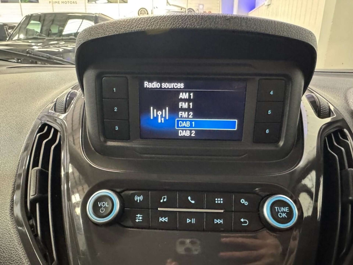 Used Ford Transit Courier 2020 for sale - 76600700: Photo 42