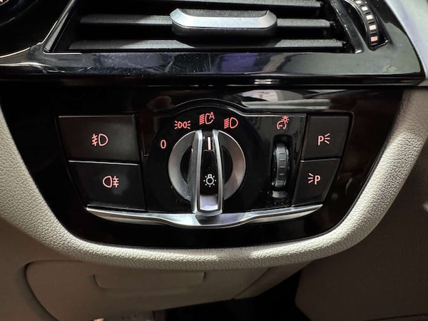 Used BMW 5 Series 2018 for sale - 75811107: Photo 45