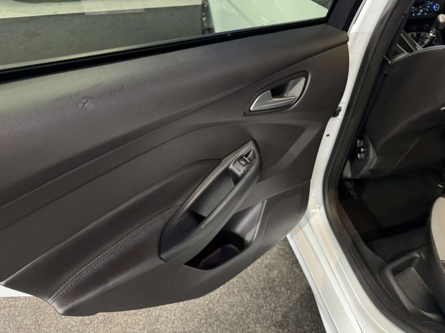 Used Ford Focus 2018 for sale - 76630381: Photo 26