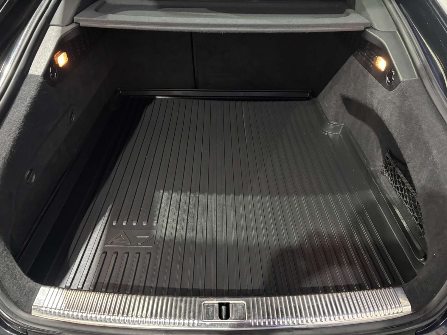 Used Audi A7 2013 for sale - 76957767: Photo 17