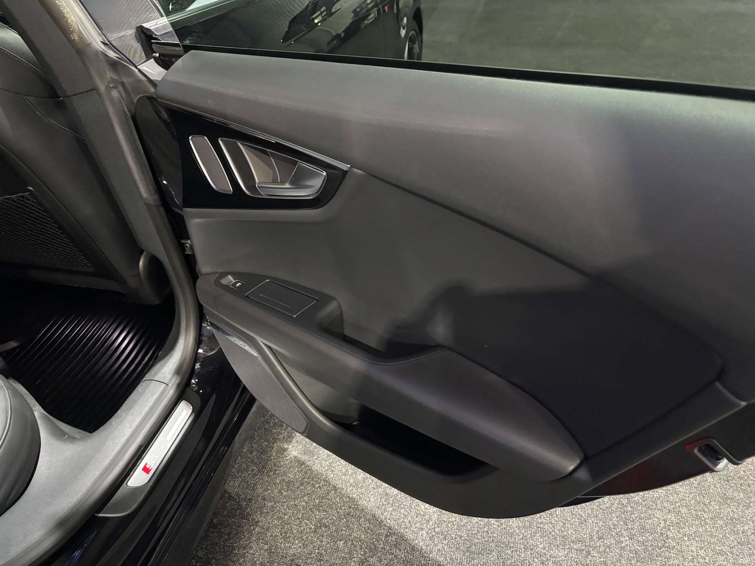 Used Audi A7 2013 for sale - 76957767: Photo 38