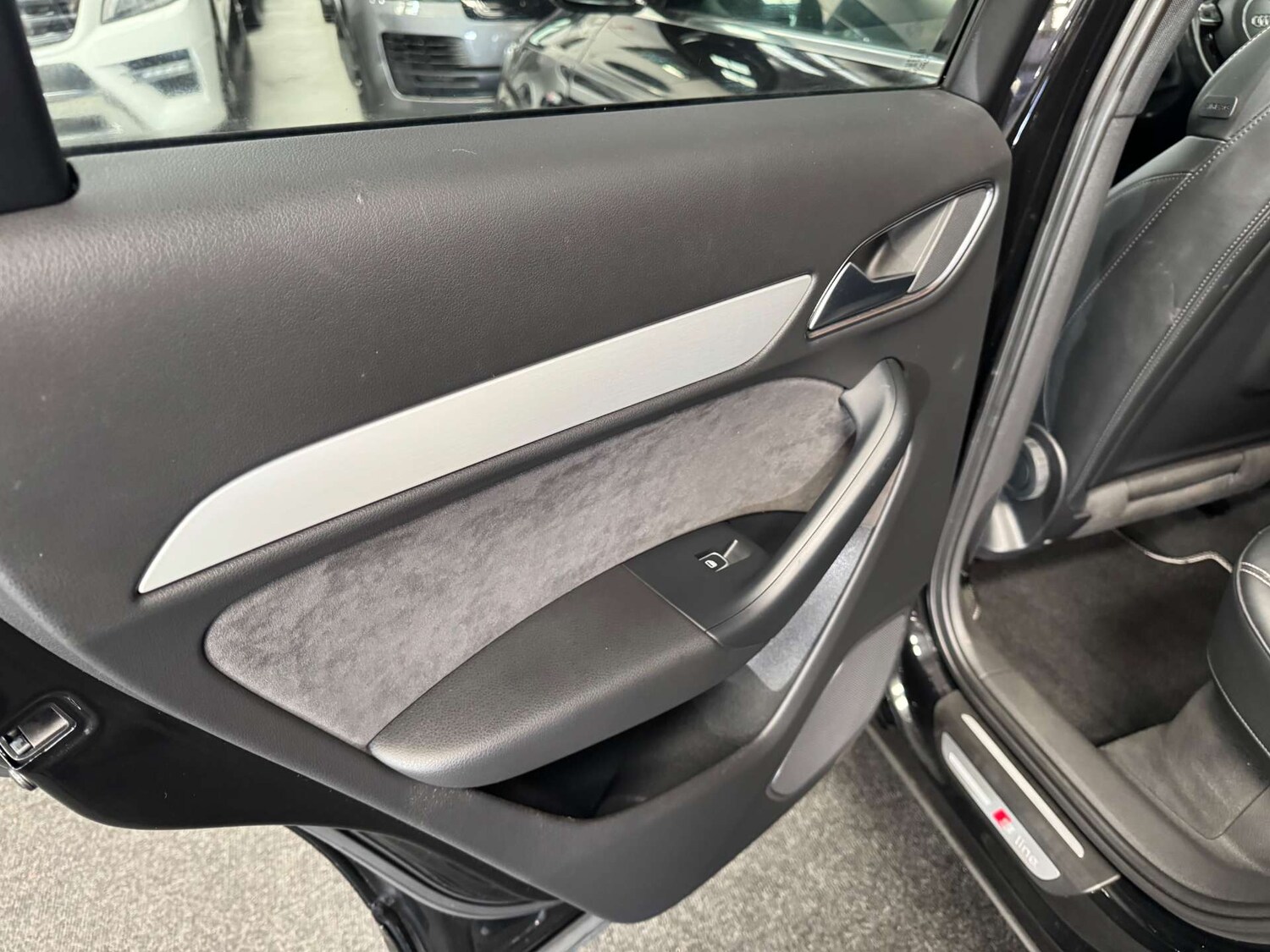 Used Audi Q3 2015 for sale - 77675372: Photo 42