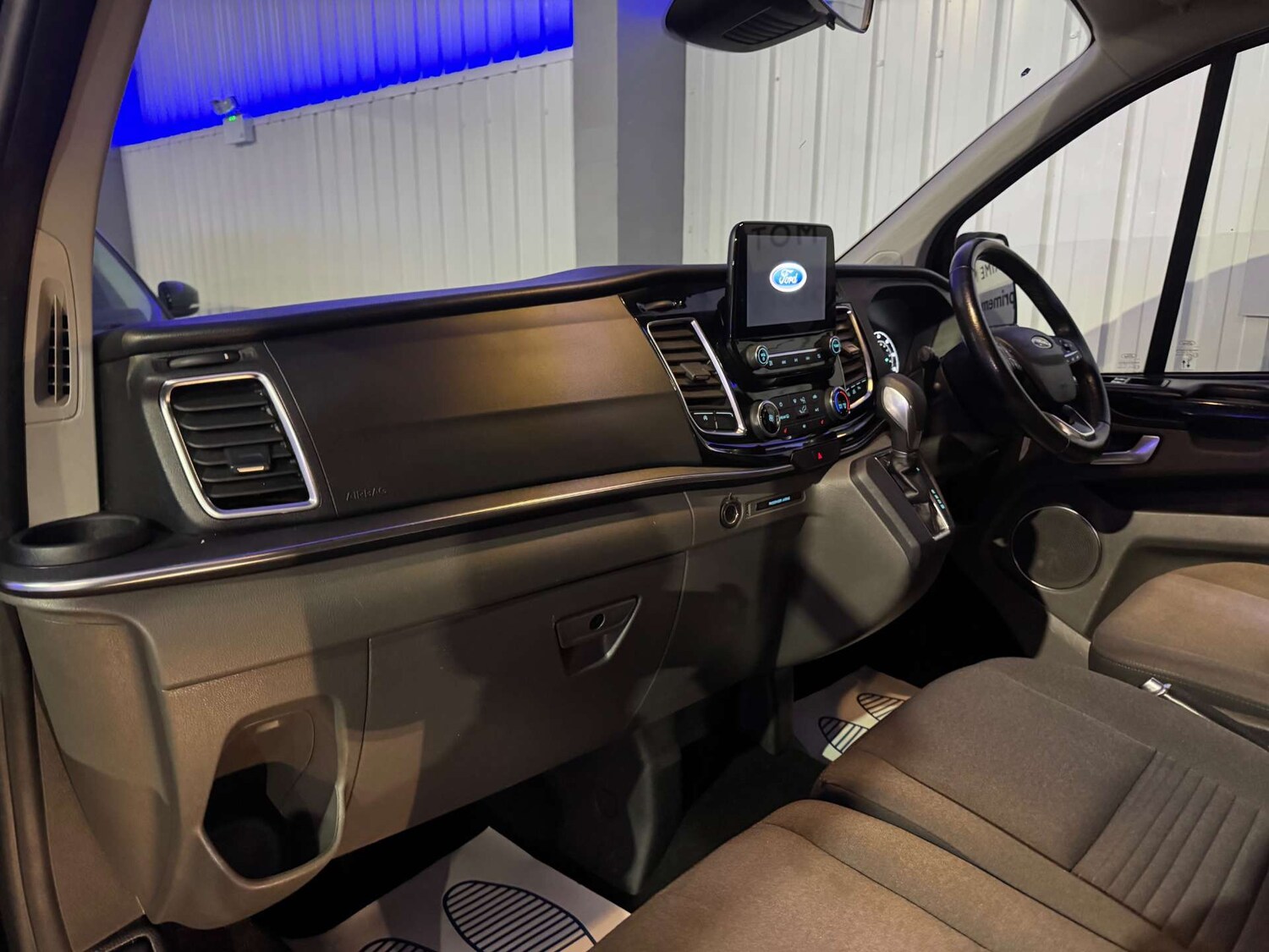 Used Ford Tourneo Custom 2020 for sale - 76948208: Photo 31