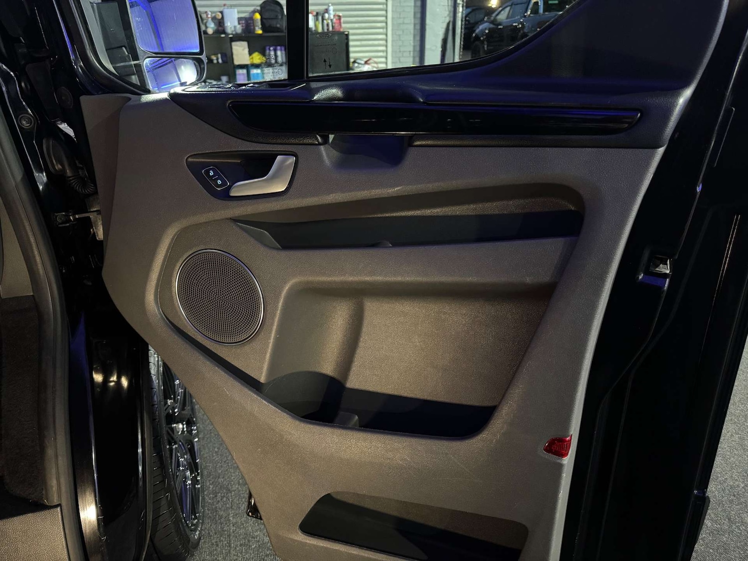 Used Ford Tourneo Custom 2020 for sale - 76948208: Photo 49