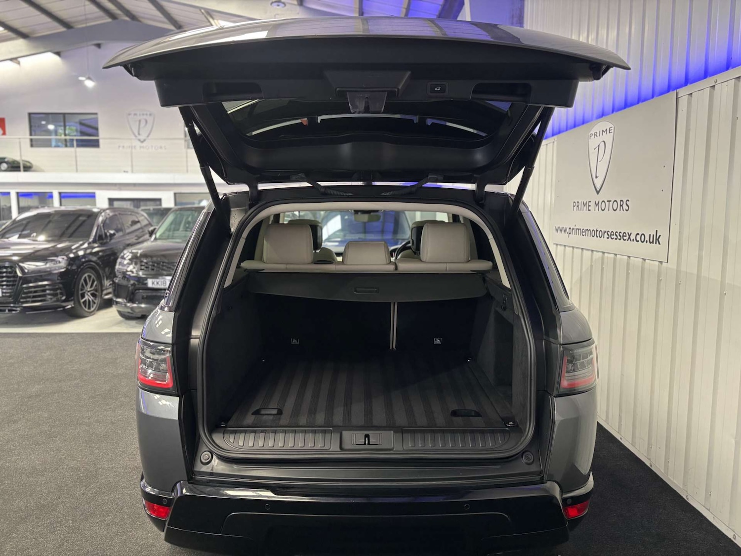 Used Land Rover Range Rover Sport 2018 for sale - 76363948: Photo 18