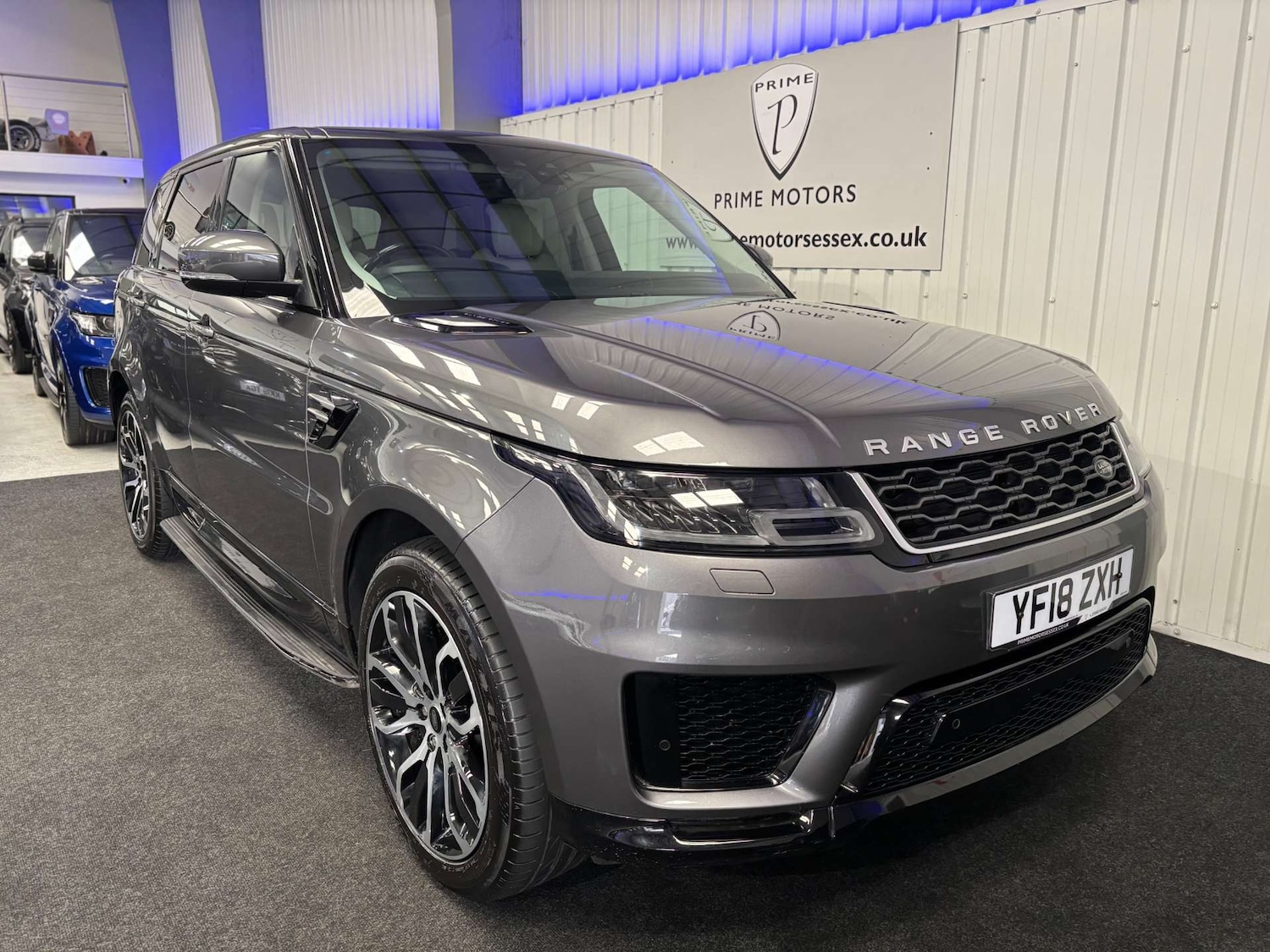 Used Land Rover Range Rover Sport 2018 for sale - 76363948: Photo 2