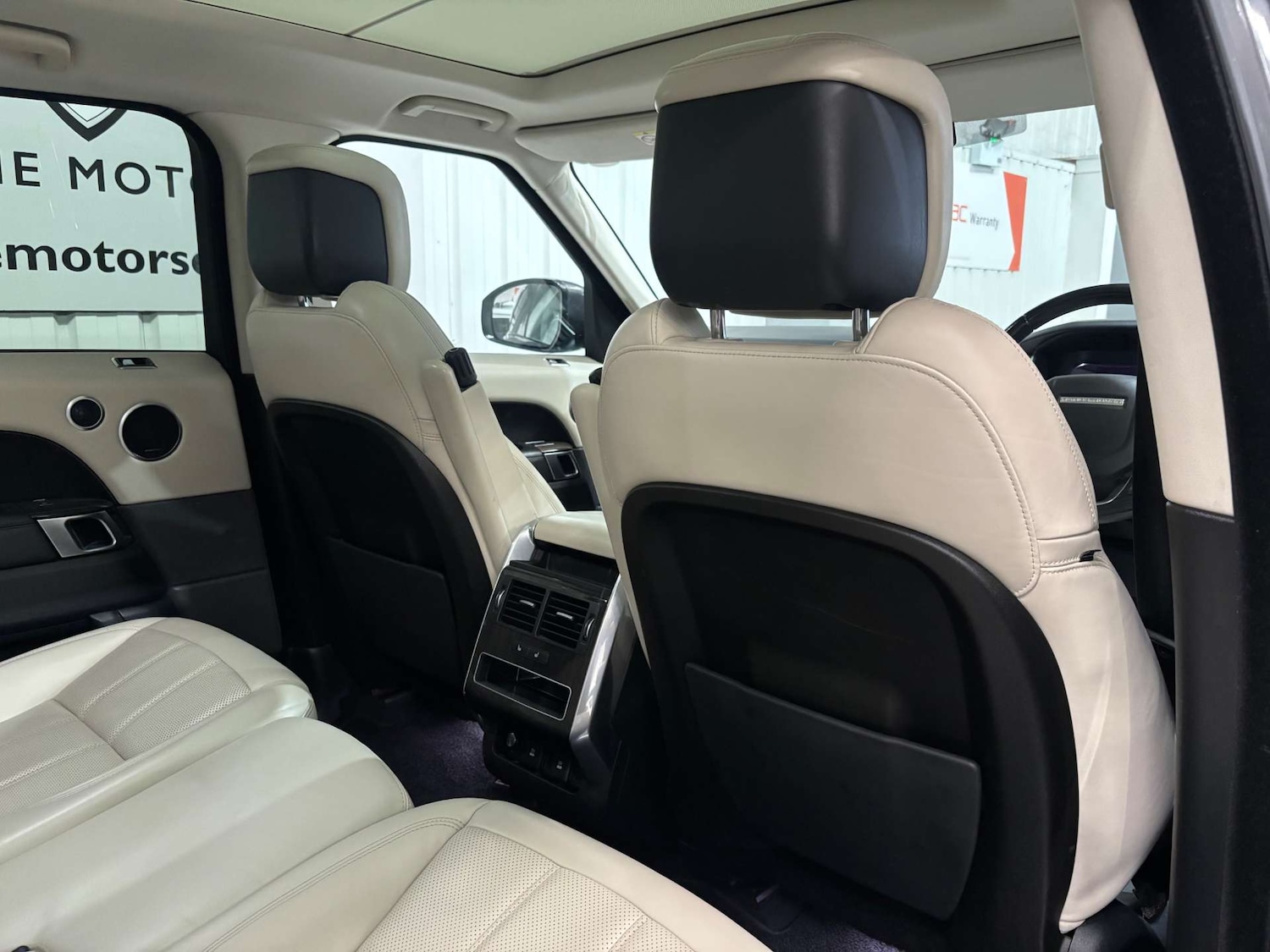 Used Land Rover Range Rover Sport 2018 for sale - 76363948: Photo 44
