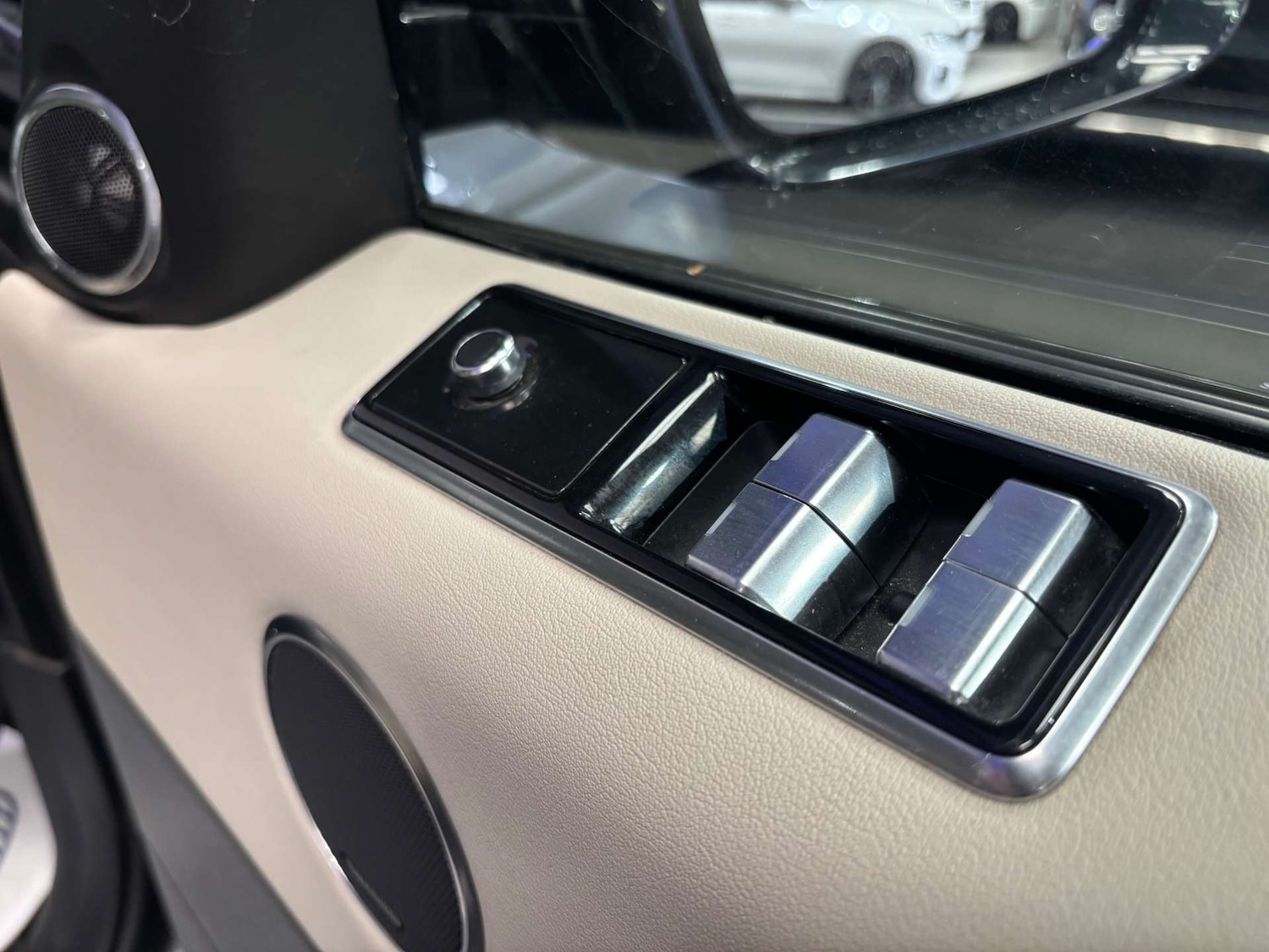 Used Land Rover Range Rover Sport 2018 for sale - 76363948: Photo 49