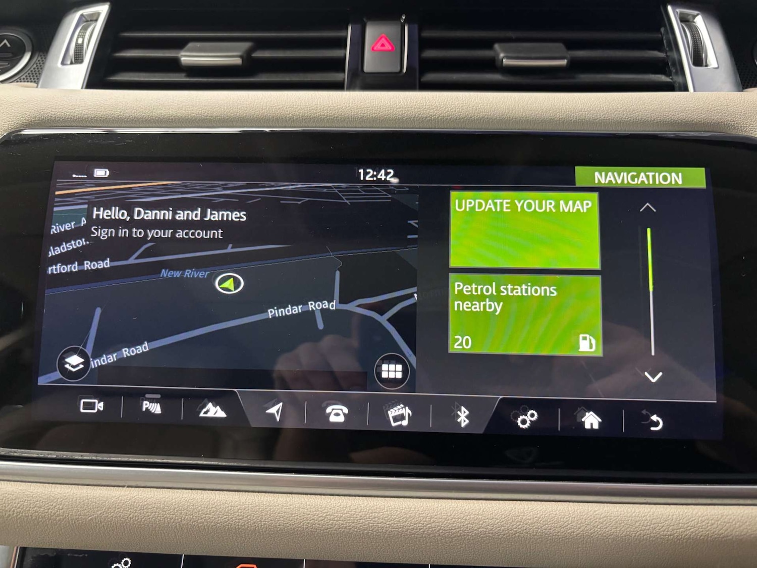 Used Land Rover Range Rover Sport 2018 for sale - 76363948: Photo 60