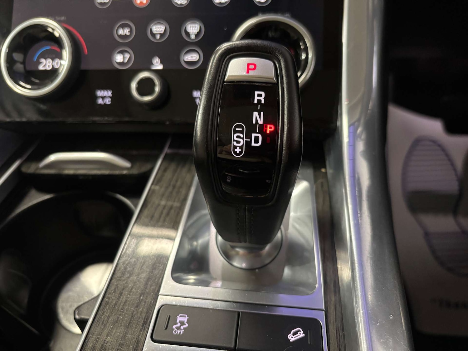 Used Land Rover Range Rover Sport 2018 for sale - 76363948: Photo 67