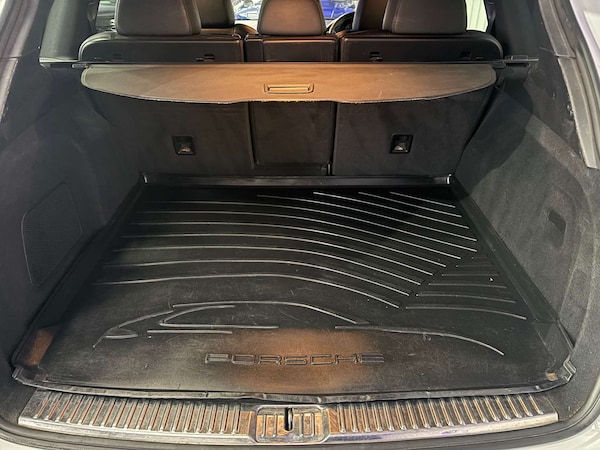 Used Porsche Cayenne 2016 for sale - 76343774: Photo 18