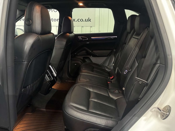 Used Porsche Cayenne 2016 for sale - 76343774: Photo 39