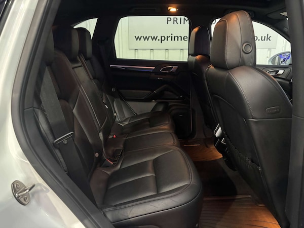 Used Porsche Cayenne 2016 for sale - 76343774: Photo 43