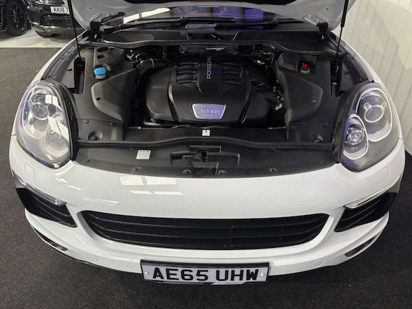 Used Porsche Cayenne 2016 for sale - 76343774: Photo 74