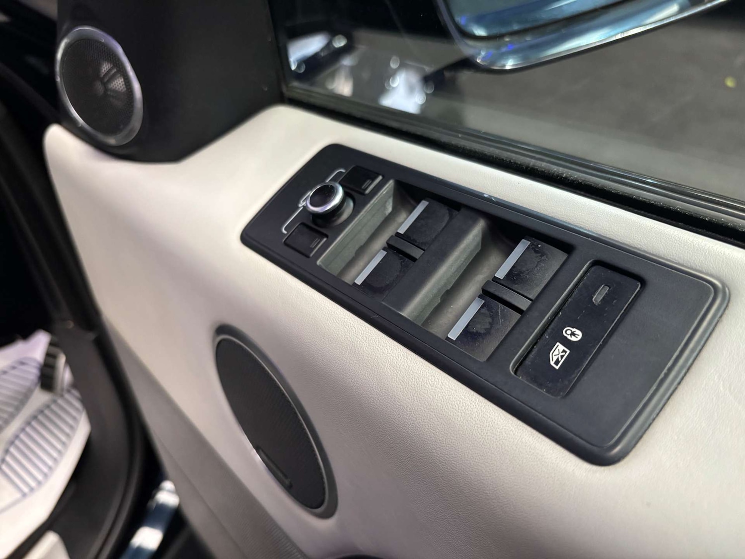 Used Land Rover Range Rover Sport 2014 for sale - 76602128: Photo 51