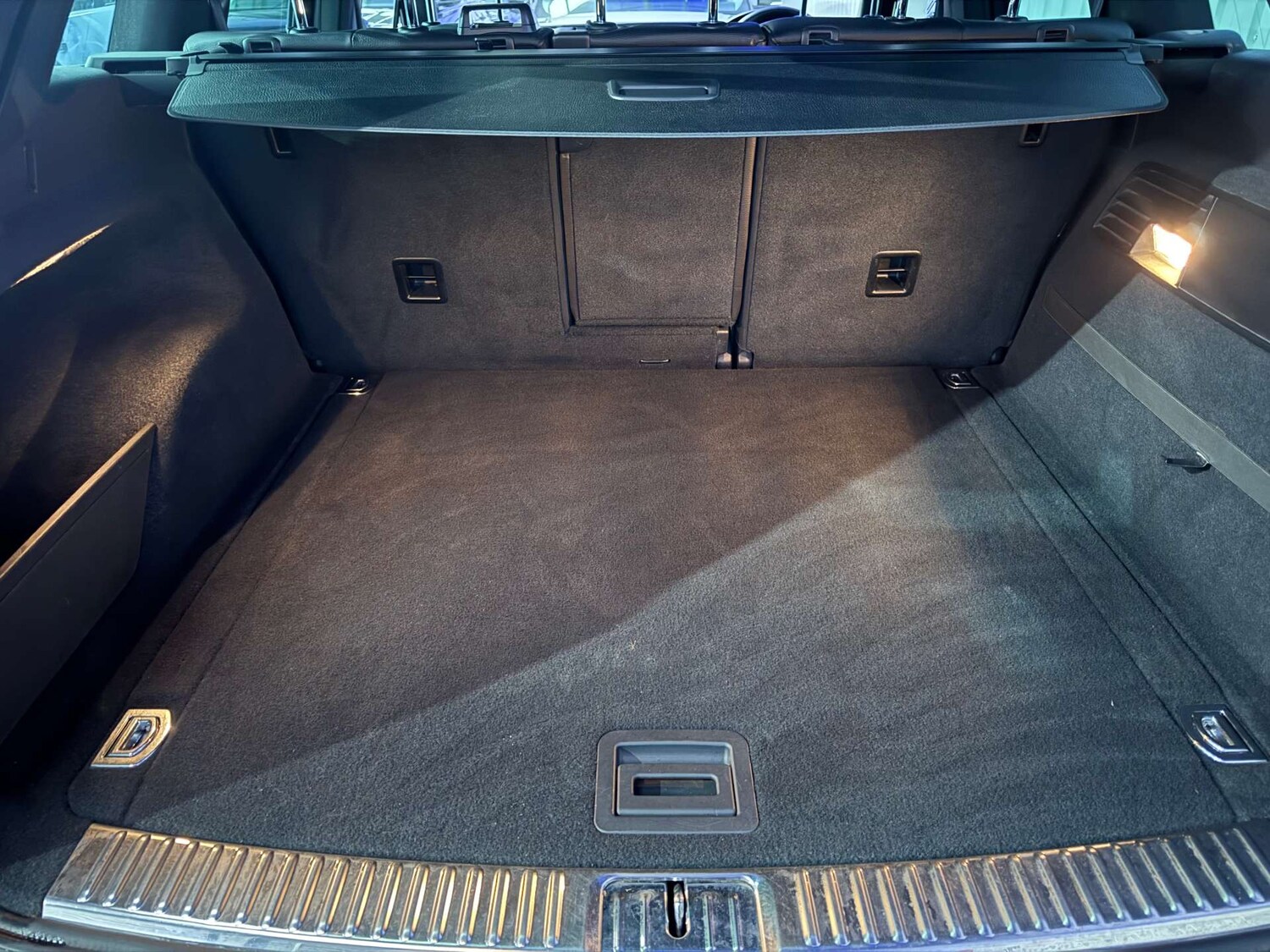 Used Volkswagen Touareg 2014 for sale - 77872417: Photo 18