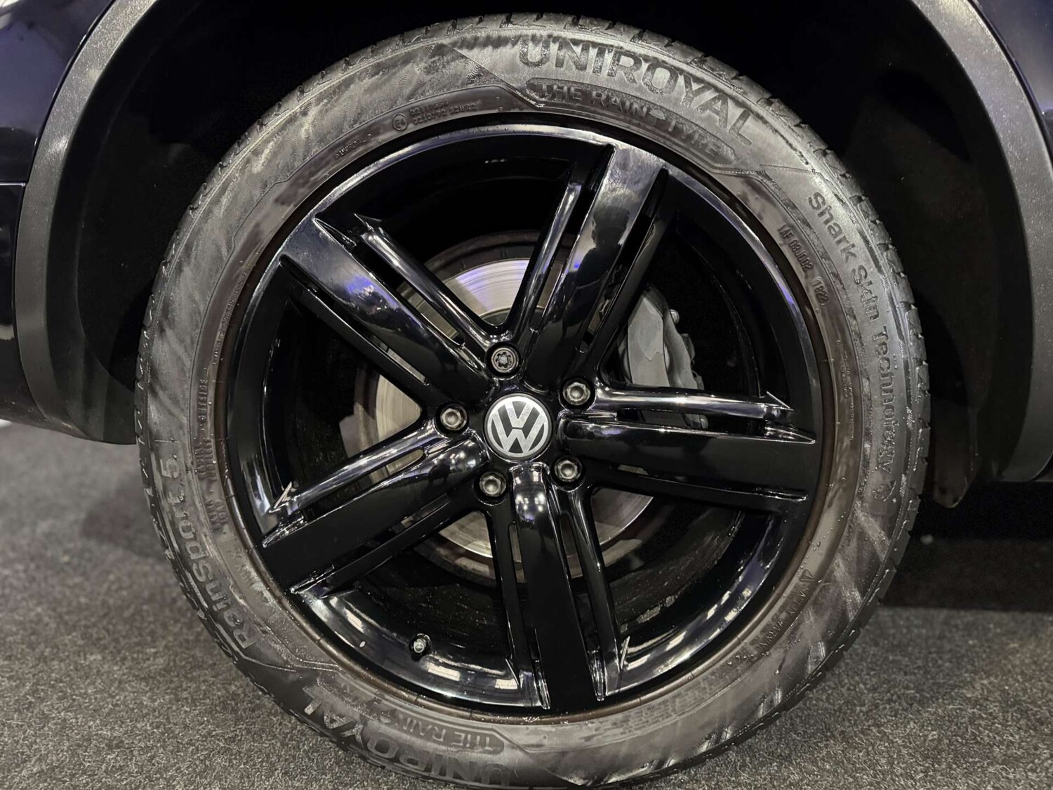 Used Volkswagen Touareg 2014 for sale - 77872417: Photo 25