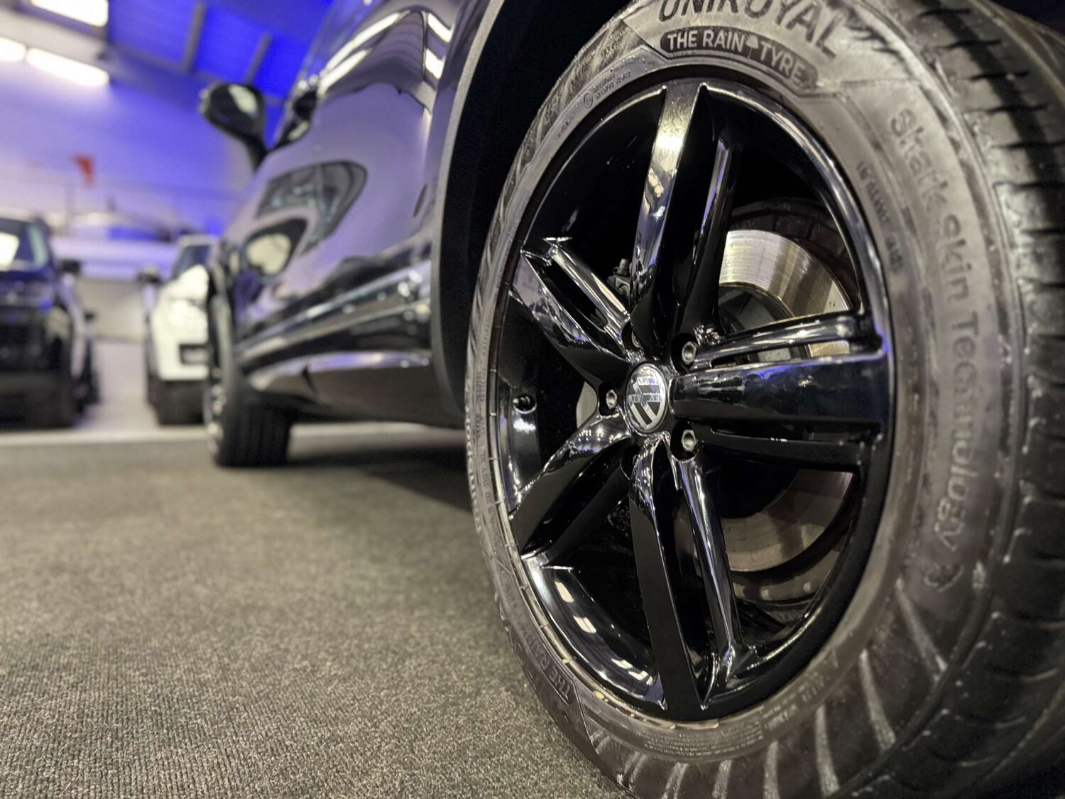 Used Volkswagen Touareg 2014 for sale - 77872417: Photo 28