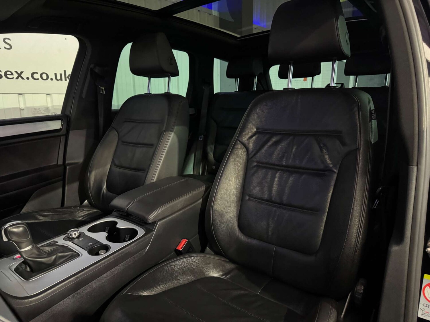 Used Volkswagen Touareg 2014 for sale - 77872417: Photo 33