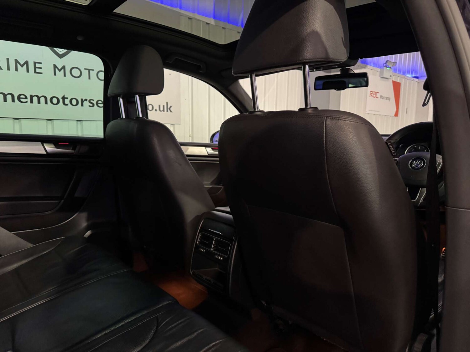 Used Volkswagen Touareg 2014 for sale - 77872417: Photo 44