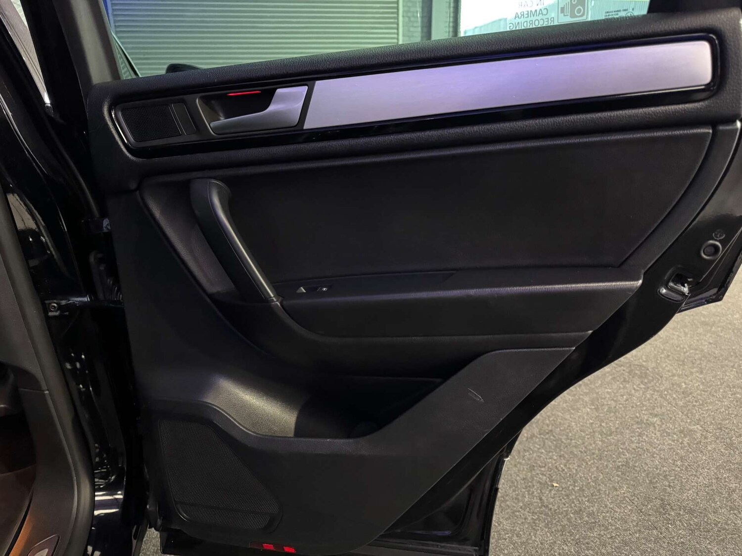 Used Volkswagen Touareg 2014 for sale - 77872417: Photo 46