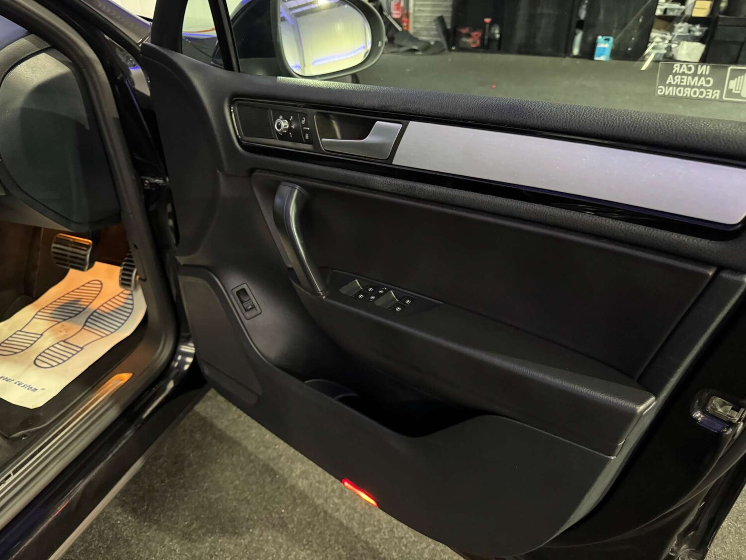 Used Volkswagen Touareg 2014 for sale - 77872417: Photo 54