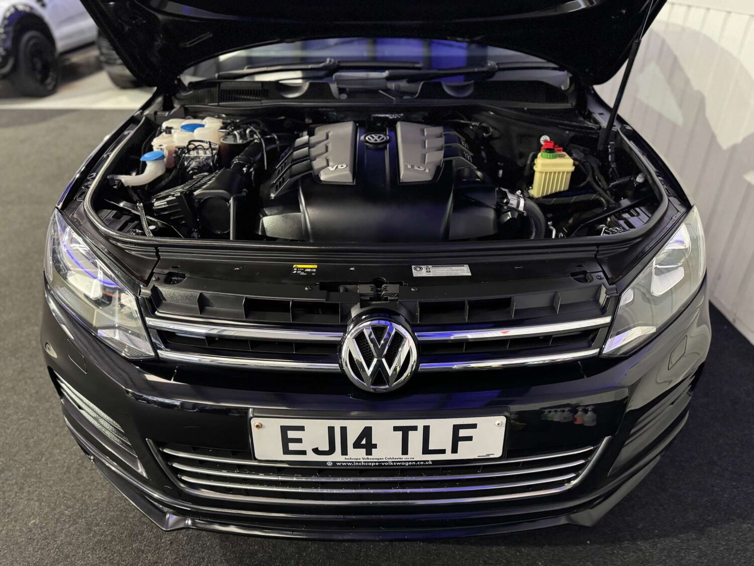 Used Volkswagen Touareg 2014 for sale - 77872417: Photo 78