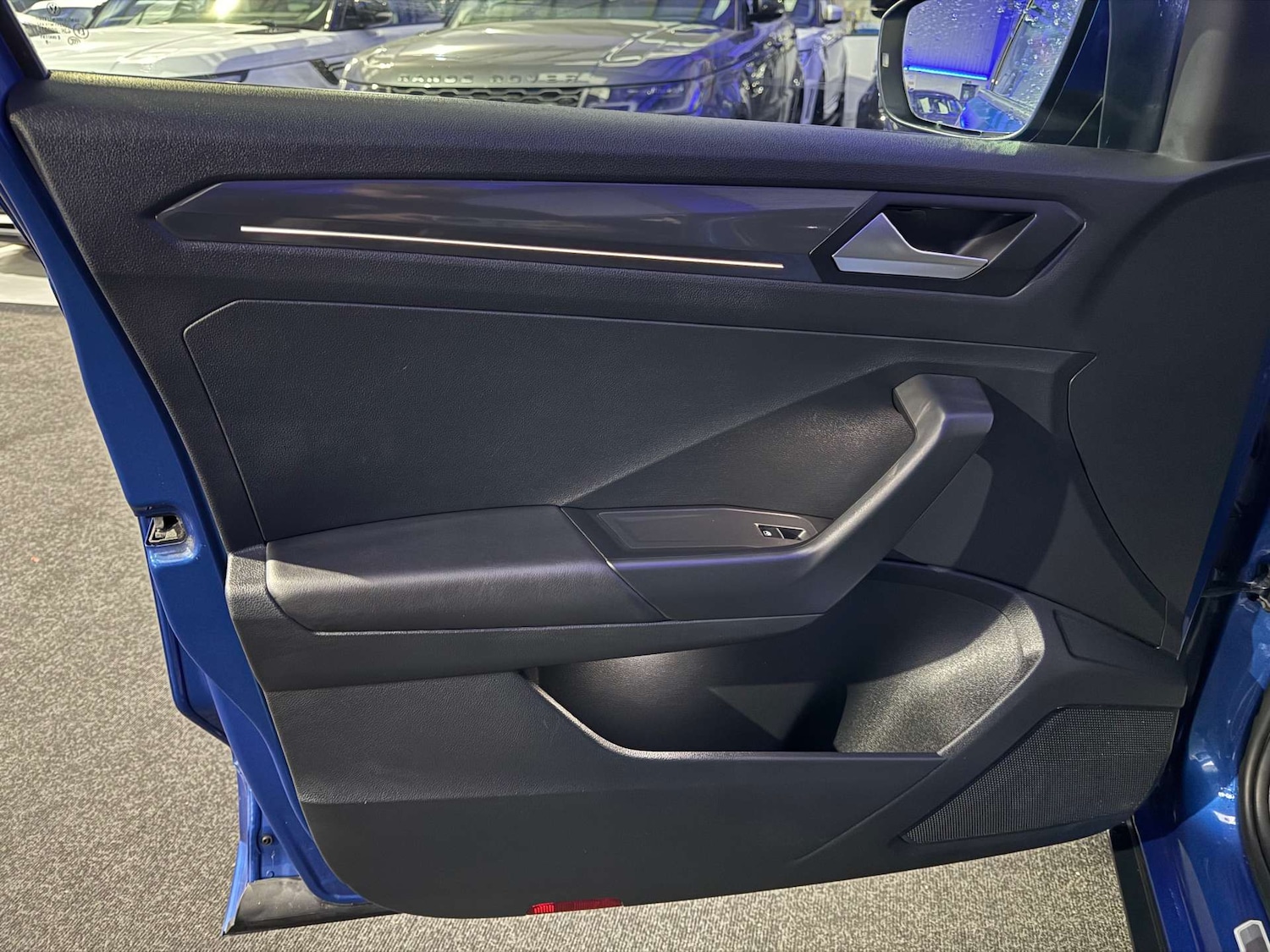 Used Volkswagen T-Roc 2019 for sale - 78027682: Photo 34