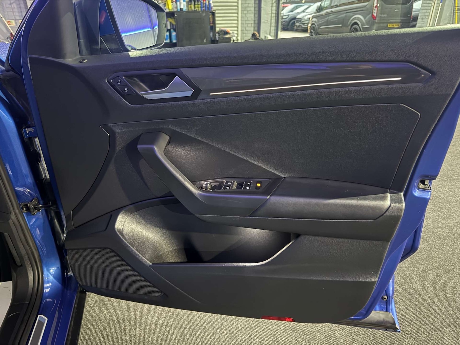 Used Volkswagen T-Roc 2019 for sale - 78027682: Photo 51