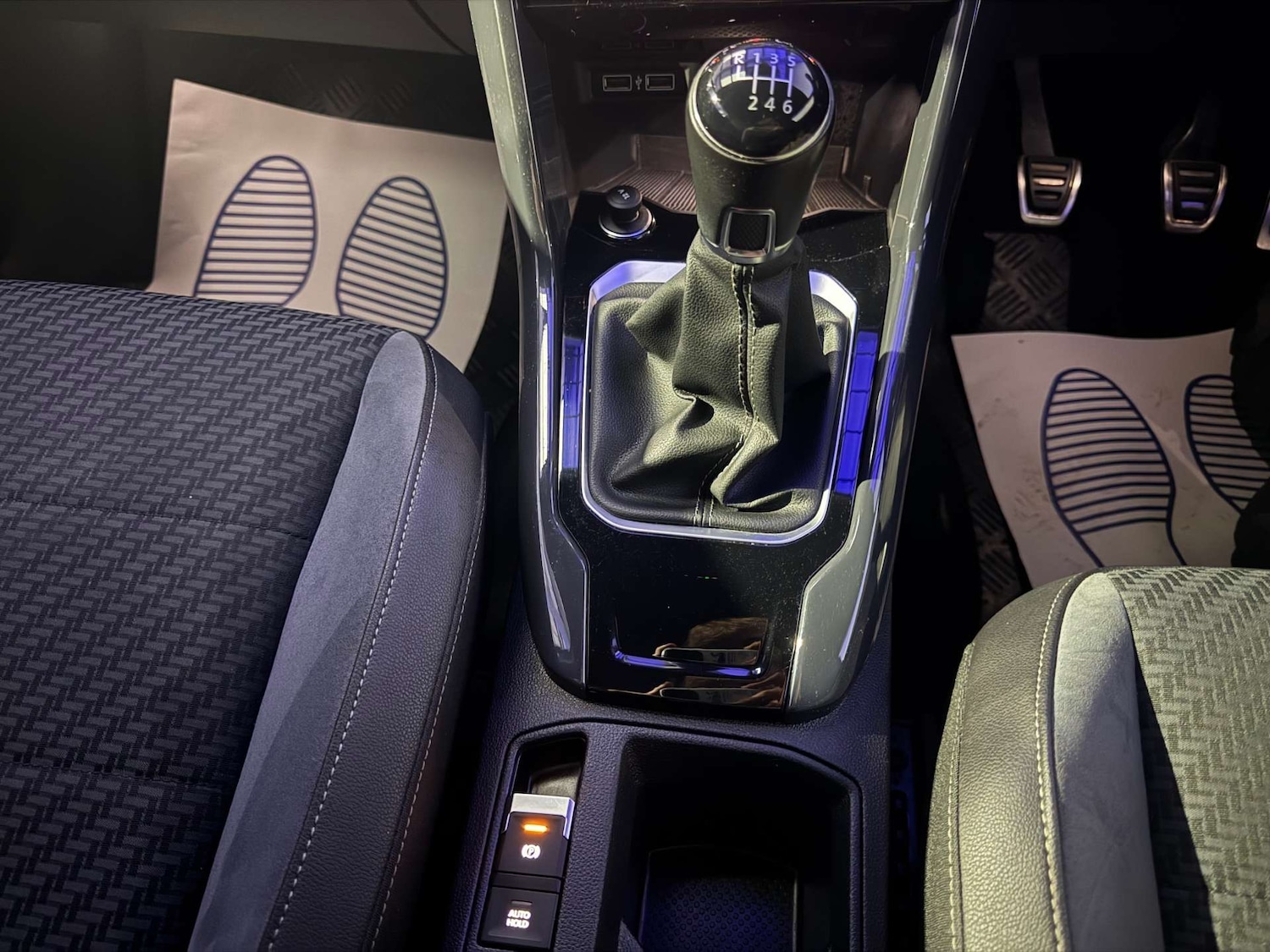 Used Volkswagen T-Roc 2019 for sale - 78027682: Photo 64